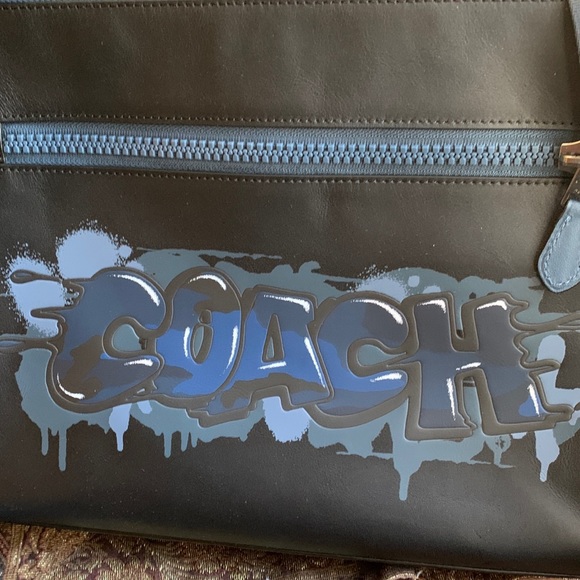 UNISEX -Authentic COACH Calf leather Logo zip top shoulder/Crosby - Picture 8 of 14